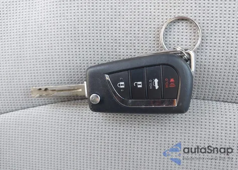 2022 Toyota Corolla Le z USA, uszkodzony, nr VIN JTDEPMAE0NJ223434